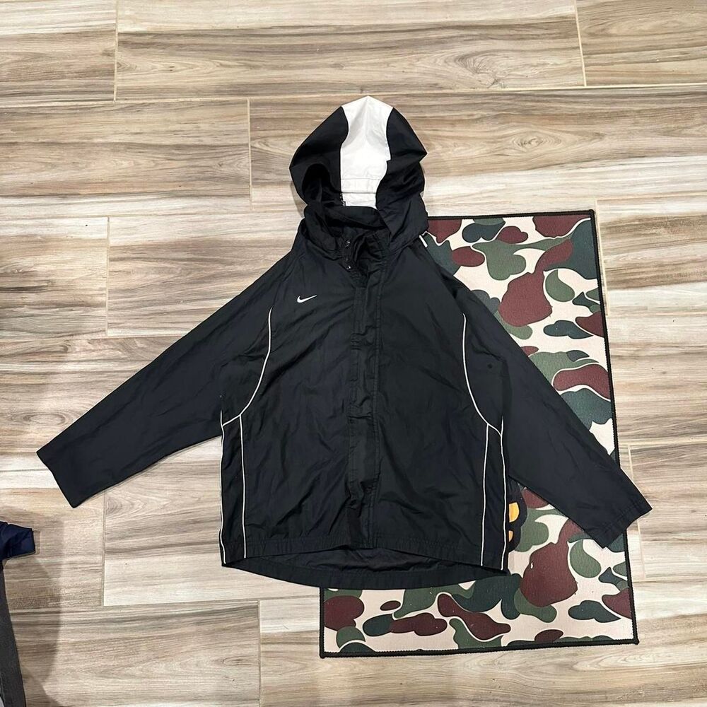 Y2K Nike black & white windbreaker trackjacket